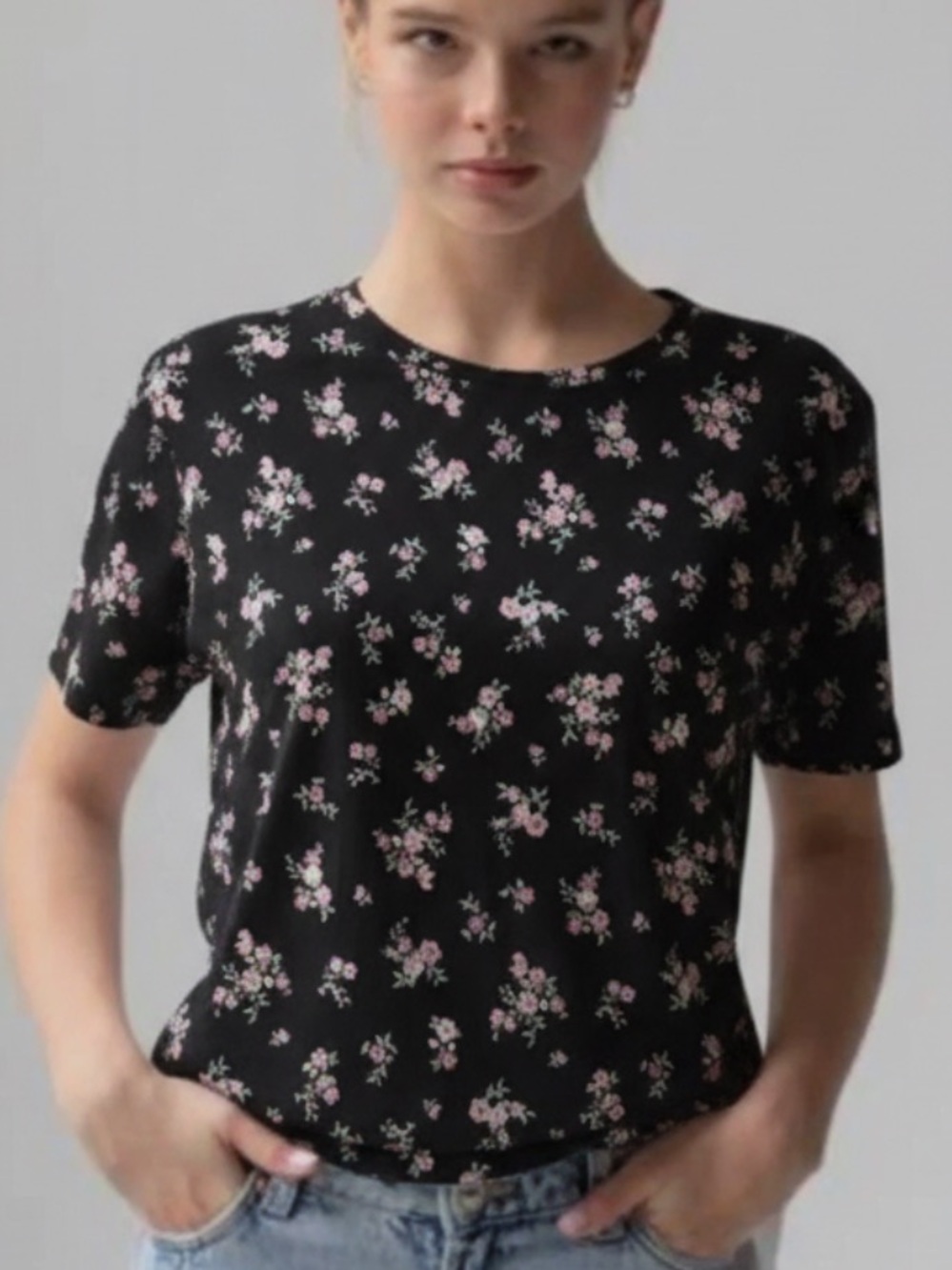 Black Floral Crewneck T-Shirt